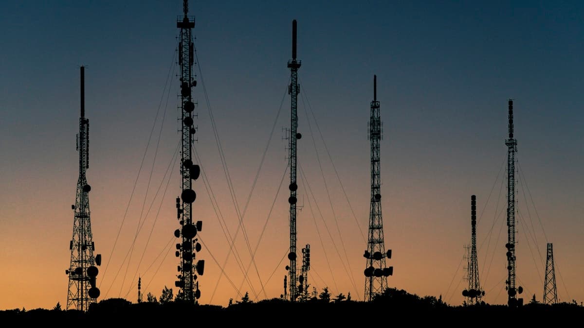 Telecommunication
